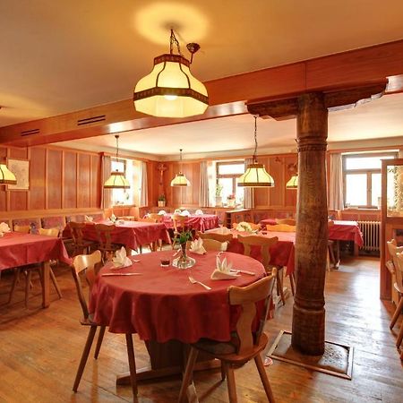 Gasthaus Zum Hirschen Oberrimsingen Exteriör bild